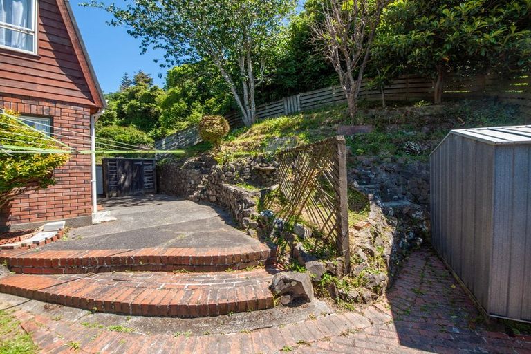 Photo of property in 81a Churton Drive, Churton Park, Wellington, 6037