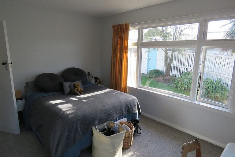 Photo of property in 65 Coopers Road, Dallington, Christchurch, 8061