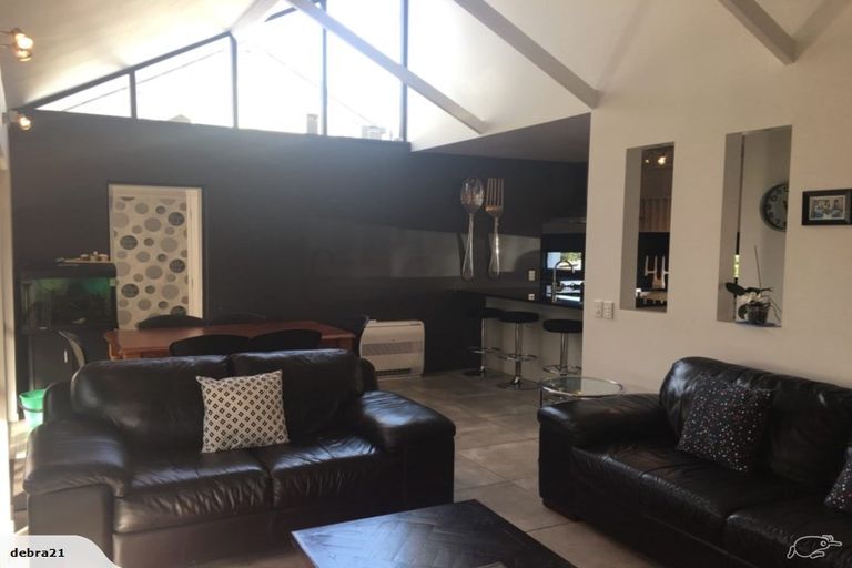 Photo of property in 1/84 Prince Regent Drive, Half Moon Bay, Auckland, 2012