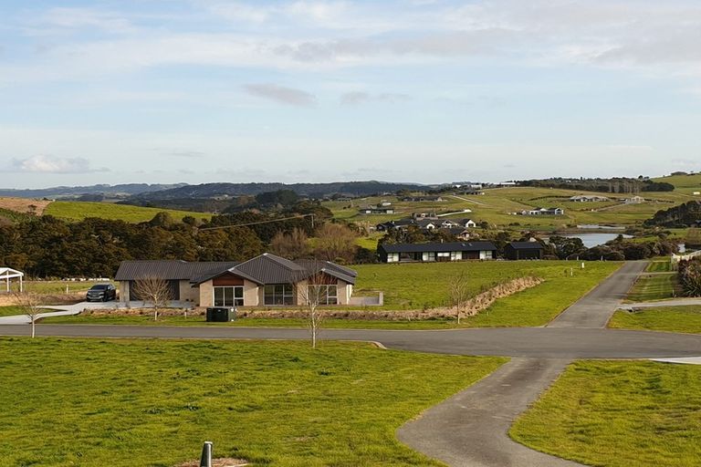 Photo of property in 15 Woodleigh Lane, Mangawhai, 0573