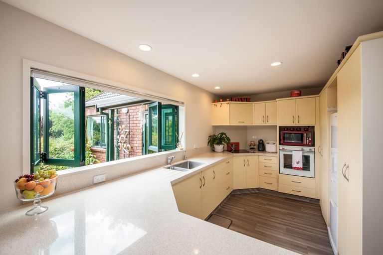 Photo of property in 7 The Oaks, Awapuni, Palmerston North, 4412