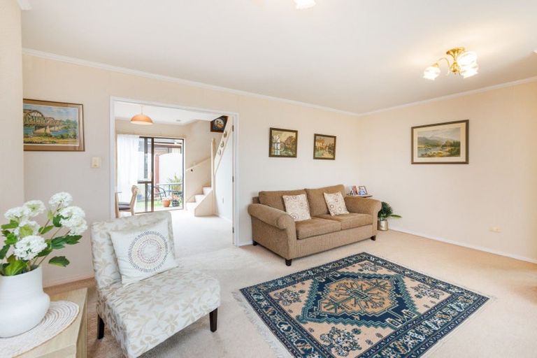 Photo of property in 483b Ruahine Street, Terrace End, Palmerston North, 4410