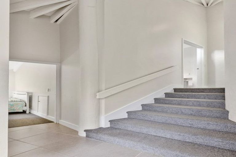 Photo of property in 1080 Sandspit Road, Sandspit, Warkworth, 0982