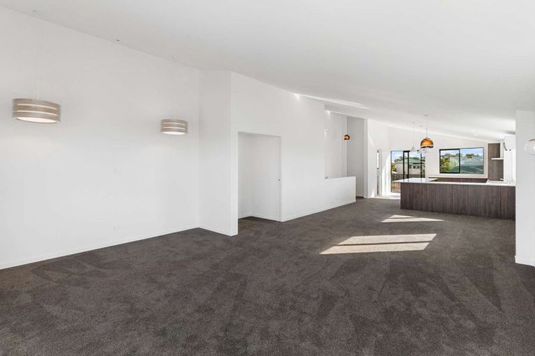 Photo of property in 85b Marine Parade, North New Brighton, Christchurch, 8083