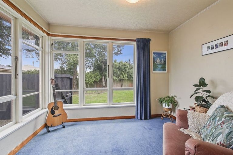 Photo of property in 5 Dana Place, Mairehau, Christchurch, 8013