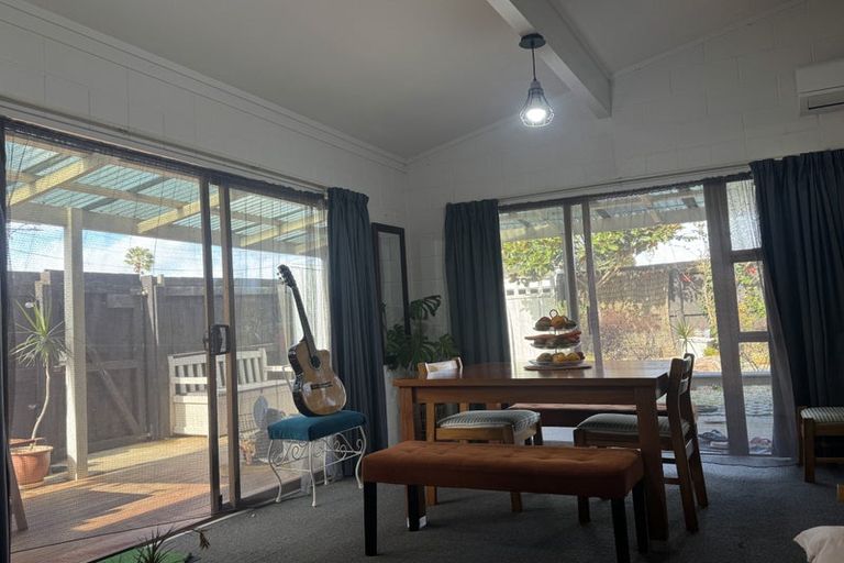 Photo of property in 1/312 Royal Road, Massey, Auckland, 0614