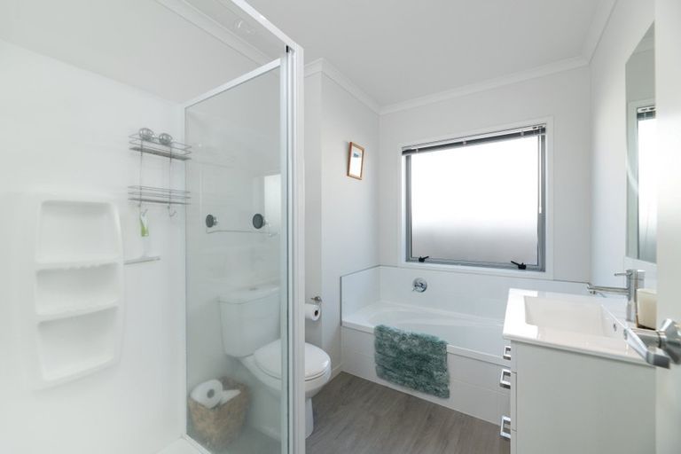 Photo of property in 5 Boyle Mews, Papamoa Beach, Papamoa, 3118