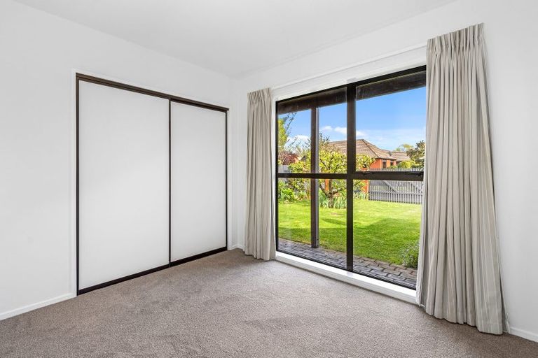 Photo of property in 1/75 Merrin Street, Avonhead, Christchurch, 8042
