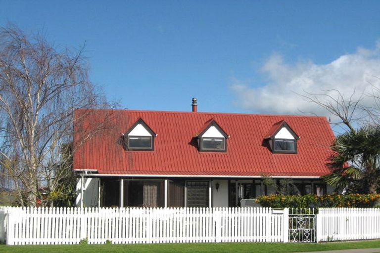 Photo of property in 3 Awatapu Drive, Whakatane, 3120