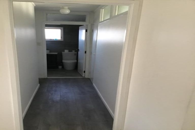 Photo of property in 2/324 Great South Road, Opaheke, Papakura, 2113