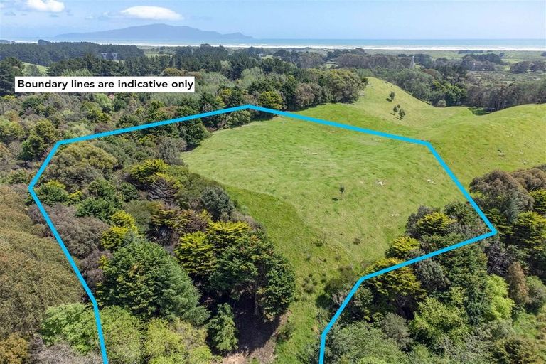 Photo of property in 84 Te Hapua Road, Te Horo, Otaki, 5581