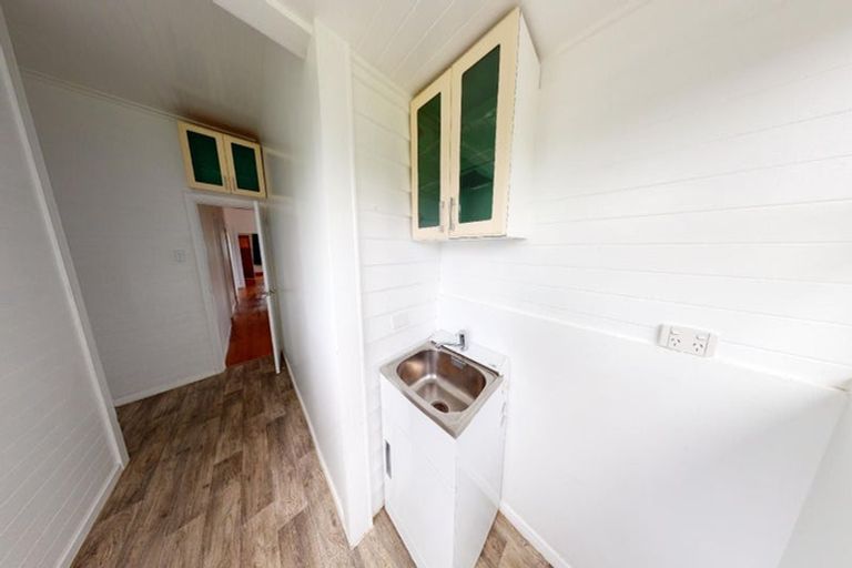 Photo of property in 1 Brunswick Road, Aramoho, Whanganui, 4500