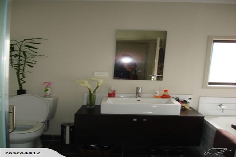 Photo of property in St Claire Village, 9/172 Mcleod Road, Te Atatu South, Auckland, 0610