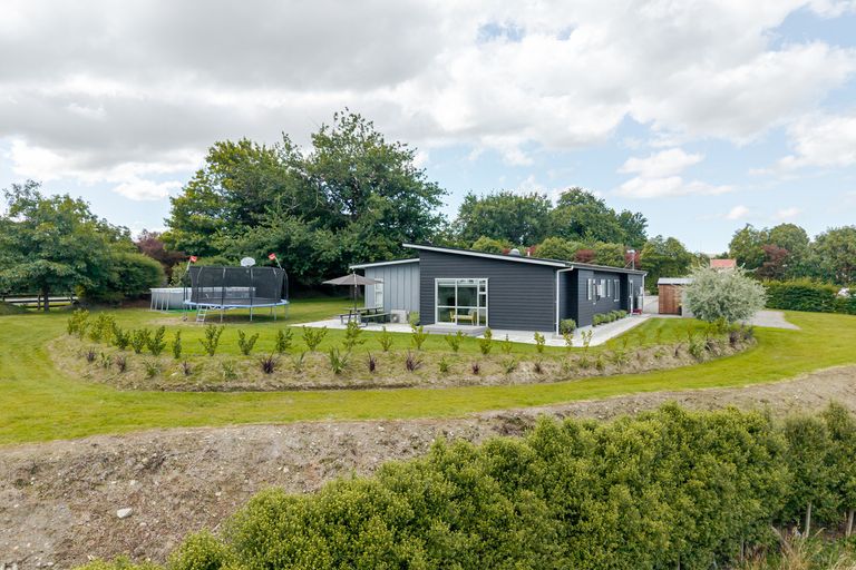 Photo of property in 2 Opaki Meadows Lane, Lansdowne, Masterton, 5871