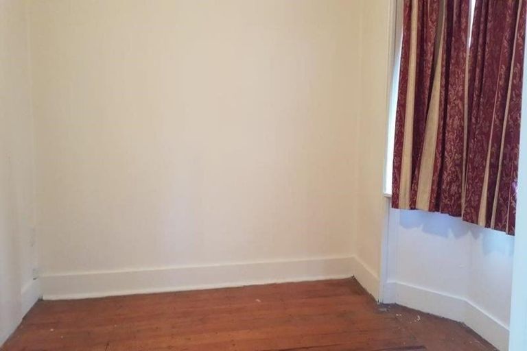 Photo of property in 96 Nursery Road, Phillipstown, Christchurch, 8011