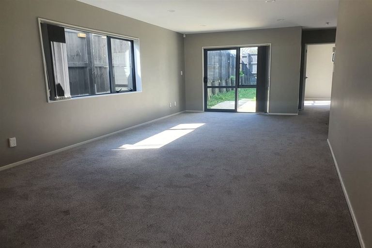 Photo of property in 11 Paneika Lane, Otahuhu, Auckland, 1062