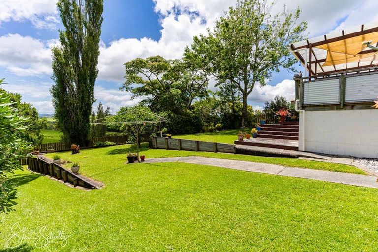 Photo of property in 7 Griffin Road, Maungaturoto, 0520