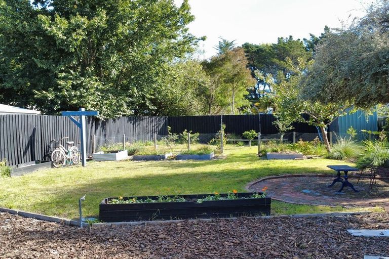 Photo of property in 42 Flemington Avenue, North New Brighton, Christchurch, 8083