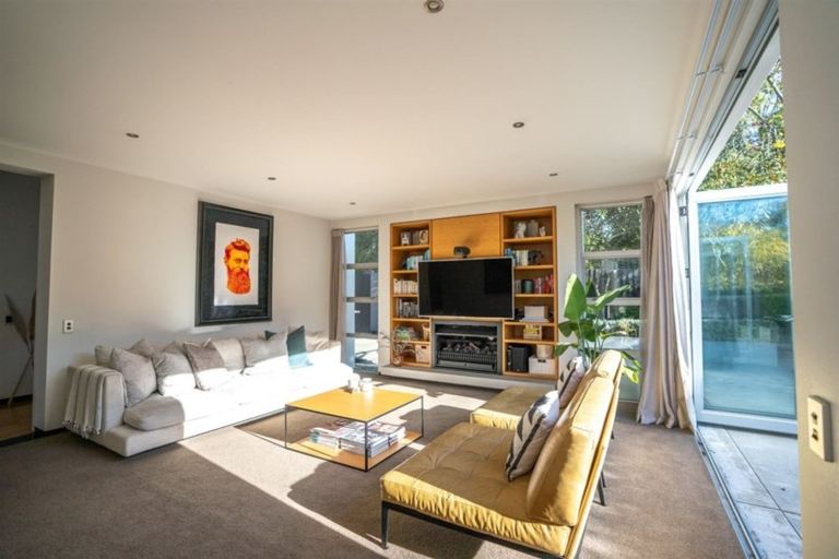 Photo of property in 2 Abberfield Lane, St Albans, Christchurch, 8014