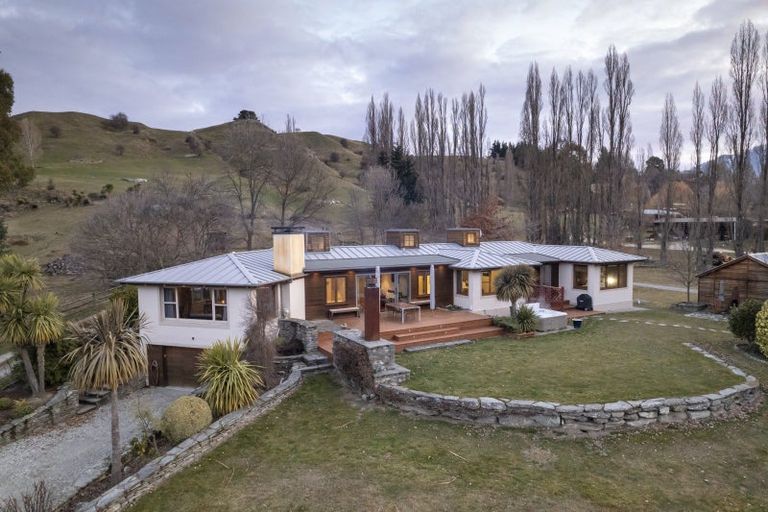 Photo of property in 448 Malaghans Road, Dalefield, Queenstown, 9371