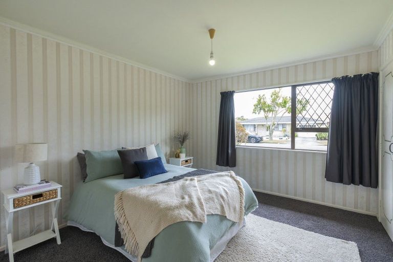 Photo of property in 51 Andrew Street, Waikanae, 5036
