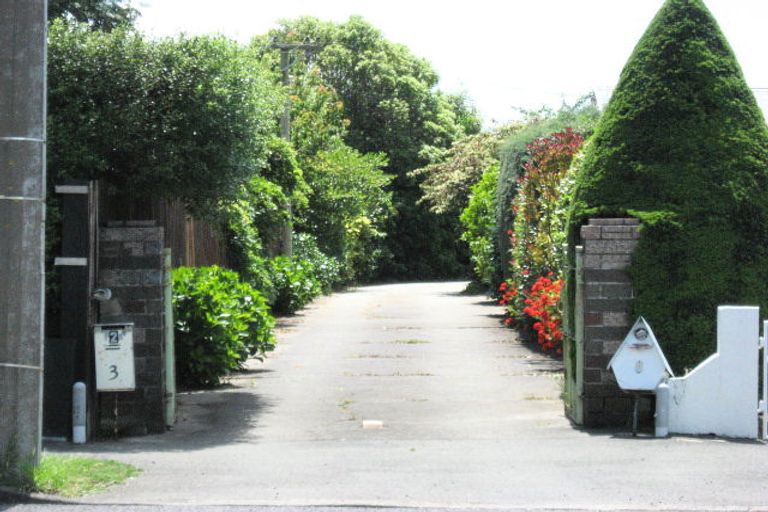 Photo of property in 1/3 Campbell Street, Sumner, Christchurch, 8081