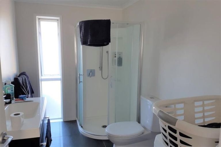 Photo of property in 57 Yashili Drive, Pokeno, 2402