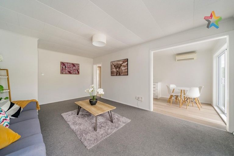 Photo of property in 17 Reynolds Street, Taita, Lower Hutt, 5011