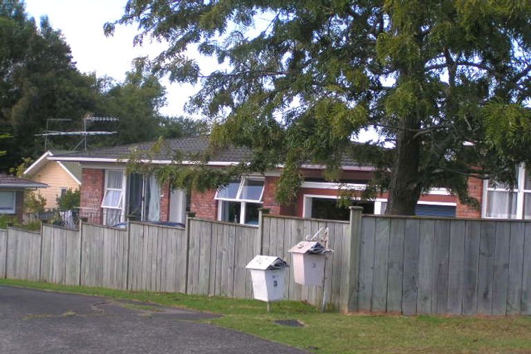 Photo of property in 1/1 Merriefield Avenue, Forrest Hill, Auckland, 0620