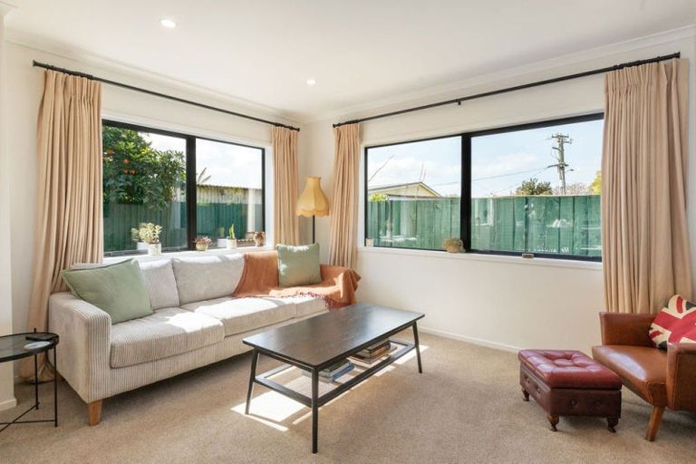 Photo of property in 14a Macmillan Street, Katikati, 3129