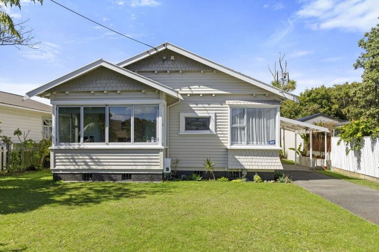 Photo of property in 12 Cressy Street, Waterloo, Lower Hutt, 5011