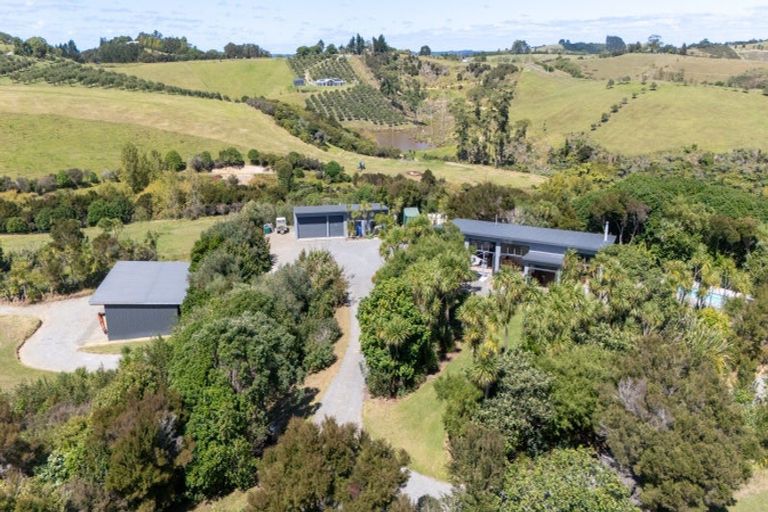 Photo of property in 128 Te Kowhai Point Road, Kerikeri, 0294