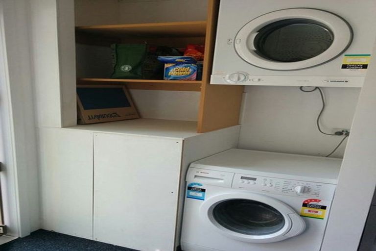 Photo of property in 43 Wilton Road, Wadestown, Wellington, 6012