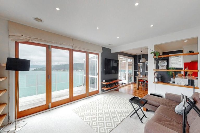 Photo of property in 141 Grafton Road, Roseneath, Wellington, 6011