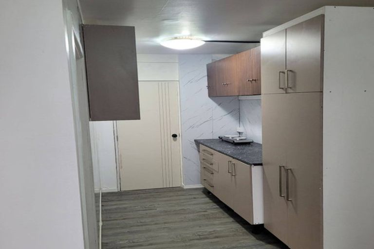 Photo of property in 32 Riverhills Avenue, Pakuranga Heights, Auckland, 2010