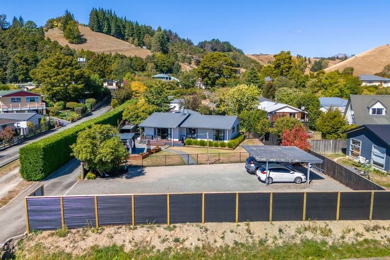 Photo of property in 27 Eighty Eight Valley Road, Wakefield, 7025