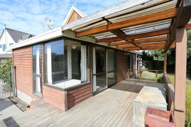 Photo of property in 22 Geraldo Place, Russley, Christchurch, 8042