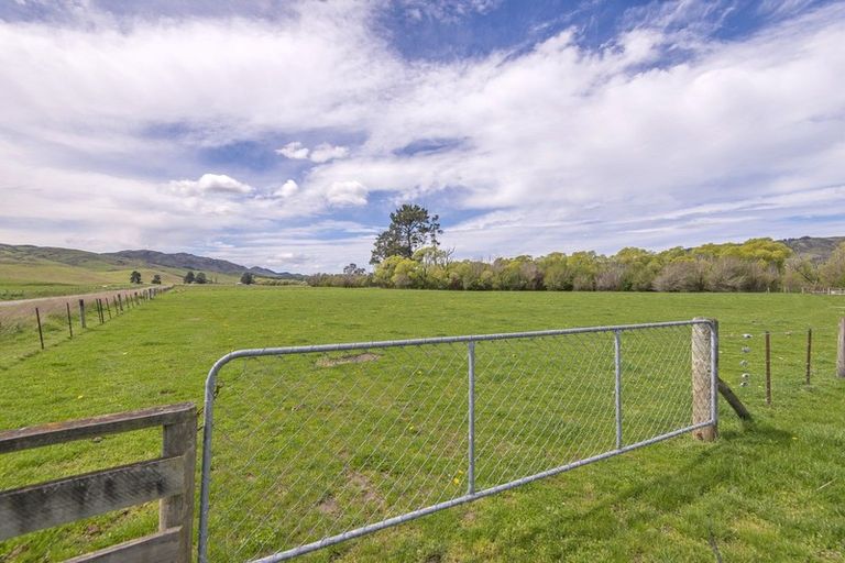 Photo of property in 8 Mcraes Road, Waikari, 7385