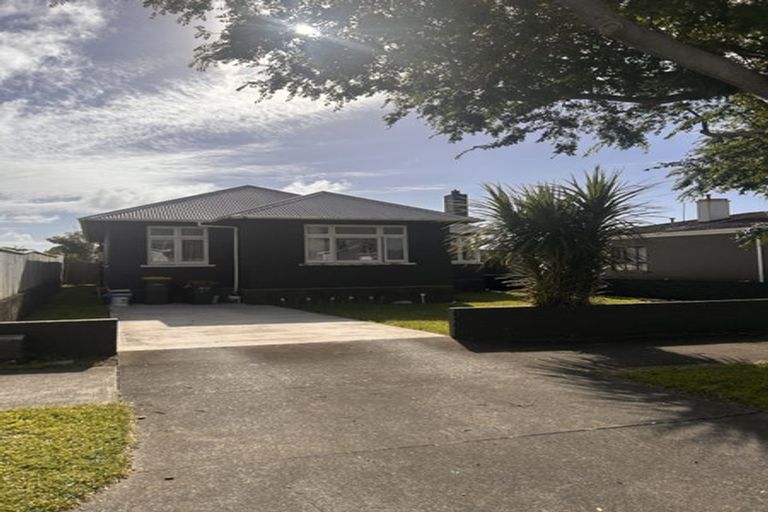 Photo of property in 48 Doone Street, Lynmouth, New Plymouth, 4310