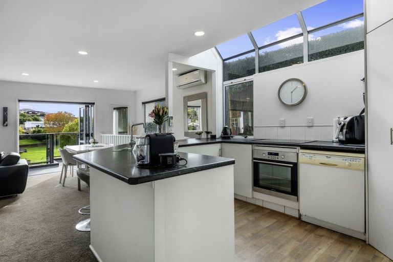 Photo of property in 120 Vale Street, Otumoetai, Tauranga, 3110