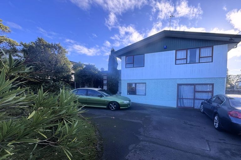 Photo of property in 13 Pirinoa Street, Feilding, 4702