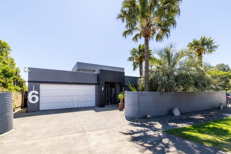 Photo of property in 6 Park Road, Greenmeadows, Napier, 4112