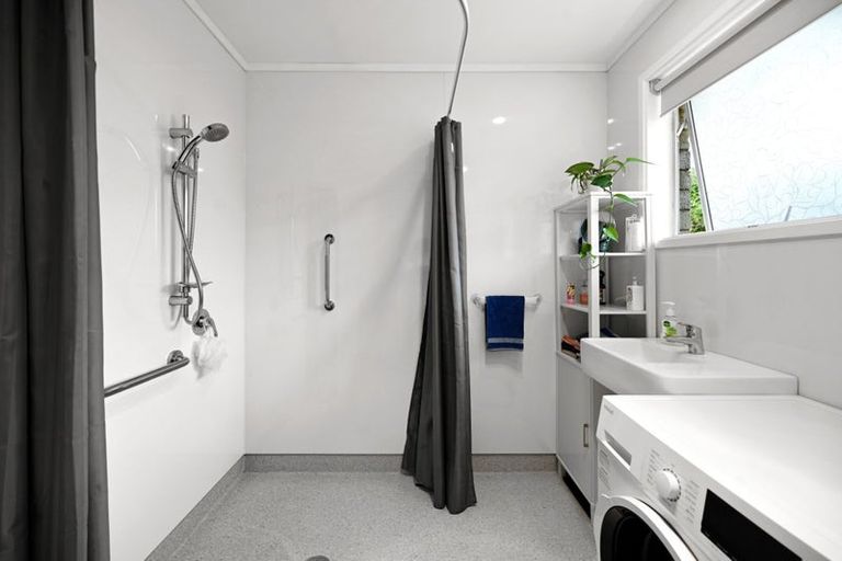 Photo of property in 22 Sunnyhills Avenue, Glenview, Hamilton, 3206