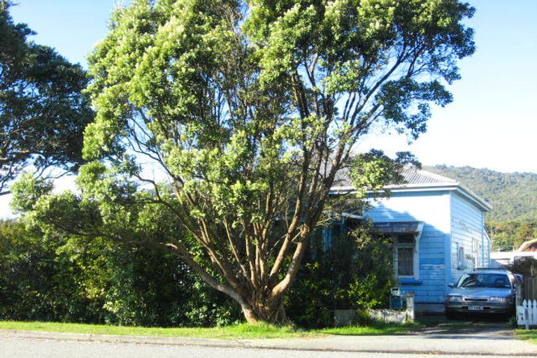 Photo of property in 23 Marsden Road, Greymouth, 7805