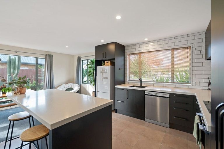 Photo of property in 7a Marsack Crescent, Halswell, Christchurch, 8025