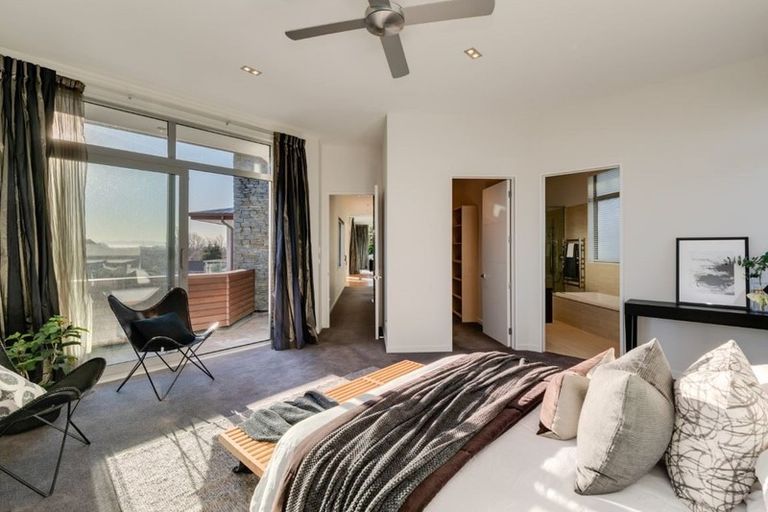 Photo of property in 118a Centaurus Road, Huntsbury, Christchurch, 8022