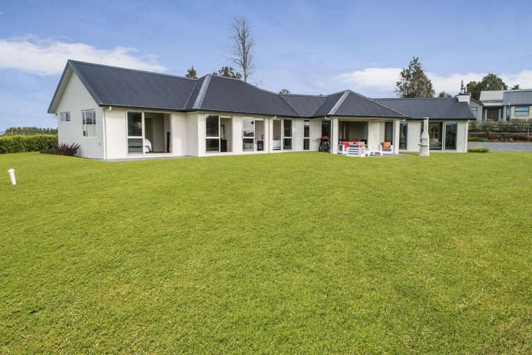 Photo of property in 1513c Kaiaua Road, Mangatangi, Pokeno, 2473