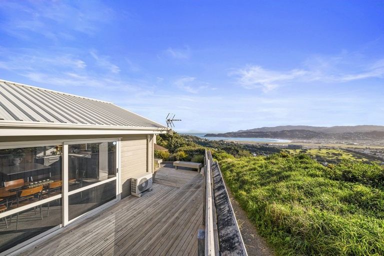 Photo of property in 82 Beacon Hill Road, Strathmore Park, Wellington, 6022