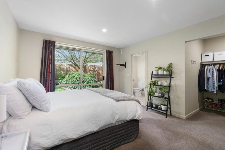 Photo of property in 24 Tyndall Street, Wanaka, 9305