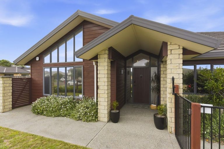 Photo of property in 90 Regent Drive, Paraparaumu Beach, Paraparaumu, 5032